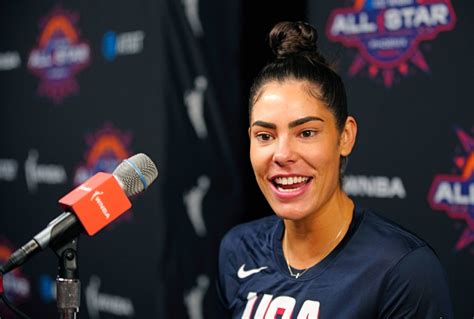 kelsey plum hot|WNBA Star Kelsey Plum Stuns In Opening Night。